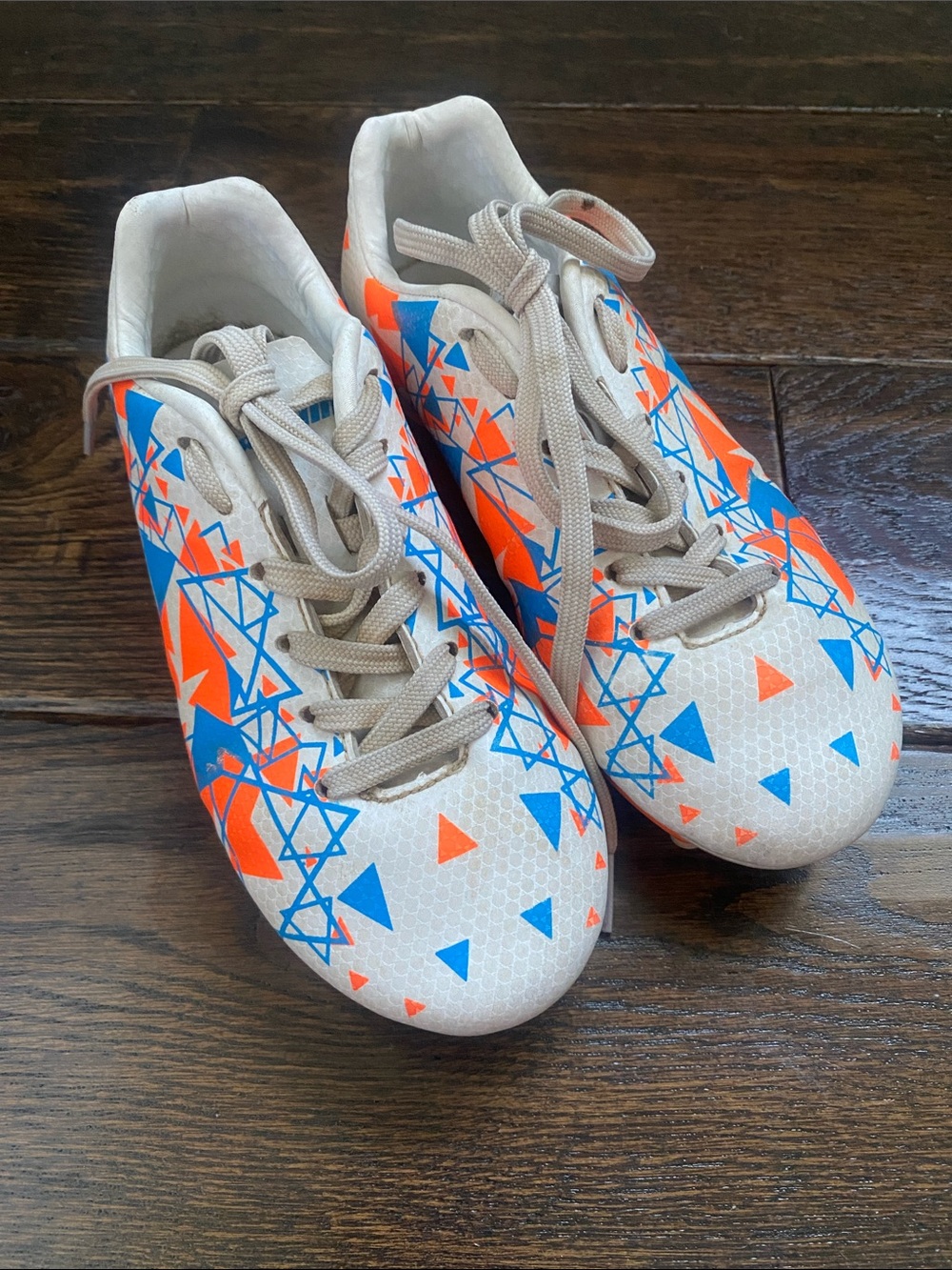 Franklin White Cleats with Blue & Orange Geometric Print